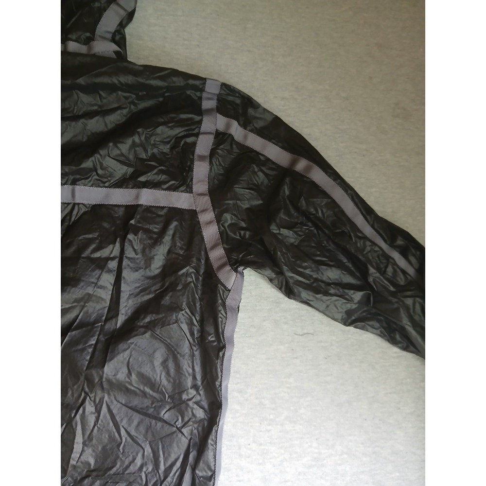 Hunger Games Arena Jacket Small NECA Rain Hooded Outdoor Hiking Travel Katniss - Picture 13 of 14